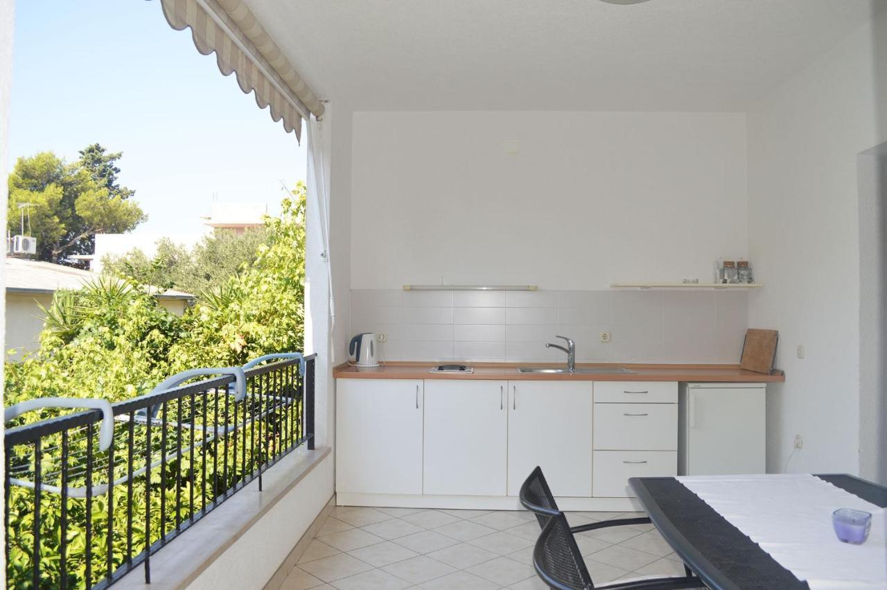 Apartments With A Parking Space Makarska - 11361 Exterior foto